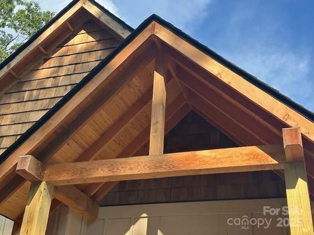 371 E Falls View Drive, Pisgah Forest, NC 28768