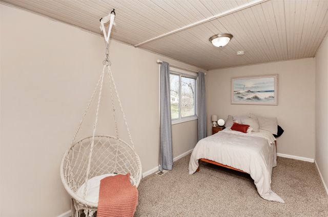 4650 Hubbell Avenue, Des Moines, IA 50317