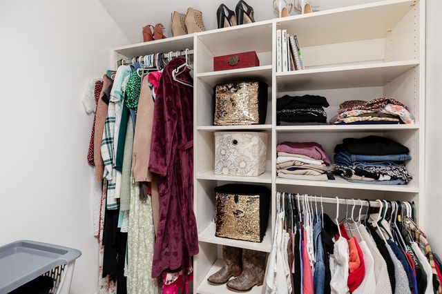 4650 Hubbell Avenue, Des Moines, IA 50317