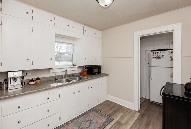 4650 Hubbell Avenue, Des Moines, IA 50317