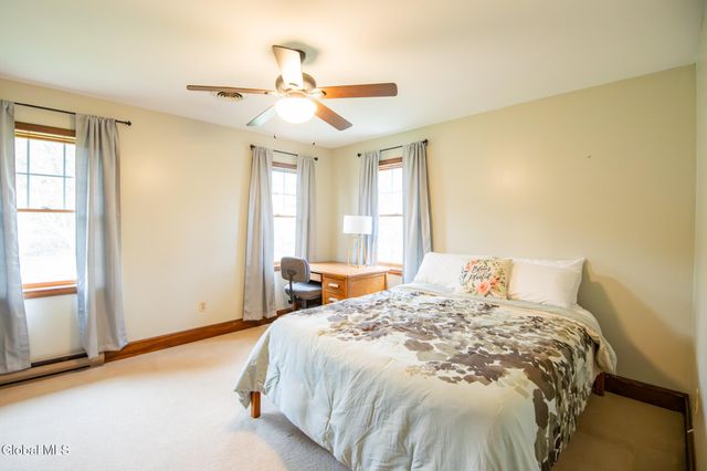 15 Cobblestone Drive, Queensbury, NY 12804