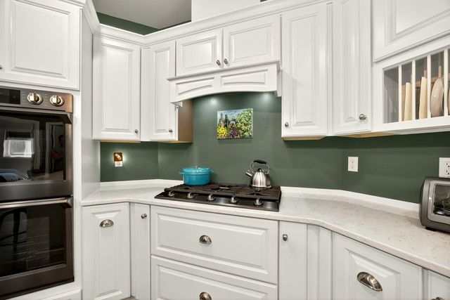 700 Hueners Lane, Jacksonville, OR 97530