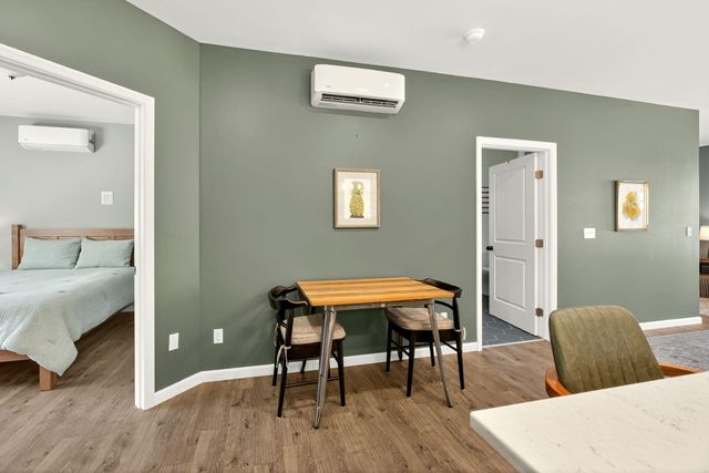 700 Hueners Lane, Jacksonville, OR 97530