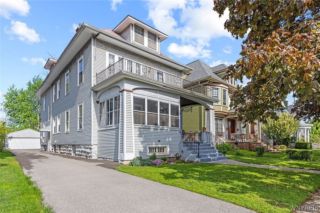 230 Parker Avenue, Buffalo, NY 14214