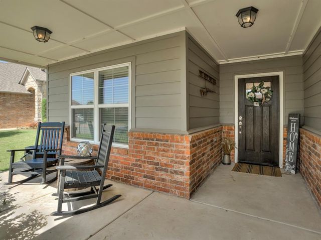 18816 Trailview Way, Edmond, OK 73012