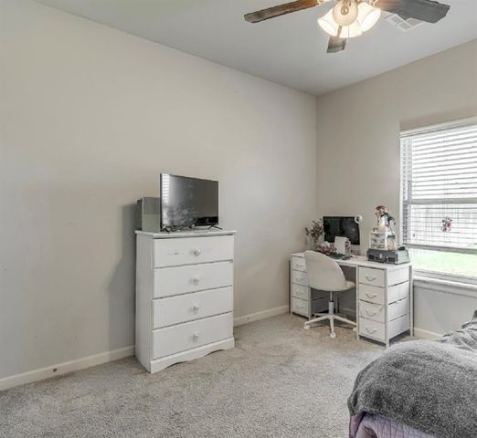 18816 Trailview Way, Edmond, OK 73012