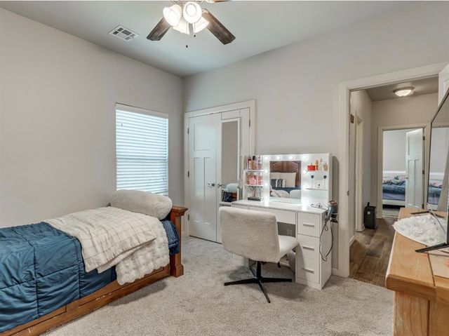18816 Trailview Way, Edmond, OK 73012