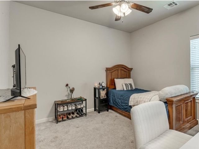 18816 Trailview Way, Edmond, OK 73012