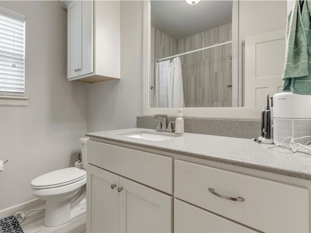 18816 Trailview Way, Edmond, OK 73012