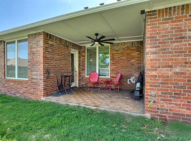 18816 Trailview Way, Edmond, OK 73012