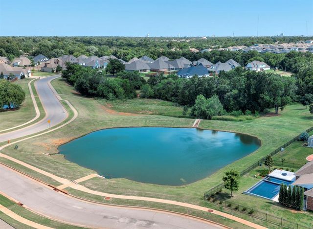 18816 Trailview Way, Edmond, OK 73012