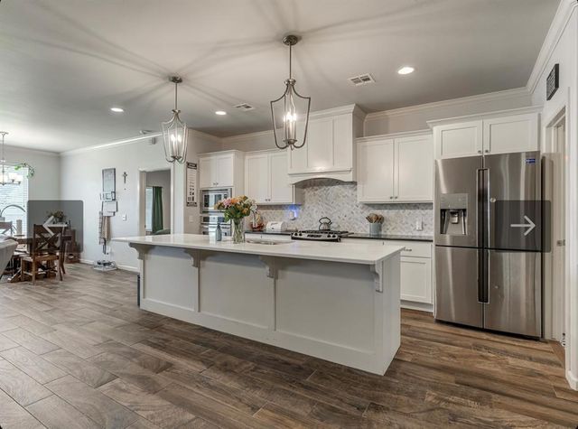 18816 Trailview Way, Edmond, OK 73012