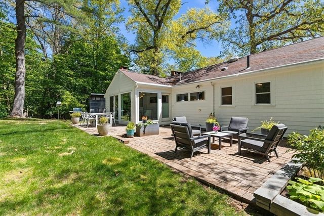 44 Windemere Road, Wellesley, MA 02482