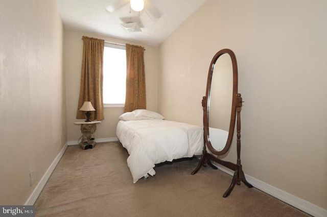 324 DAWSON ST, Philadelphia, PA 19128