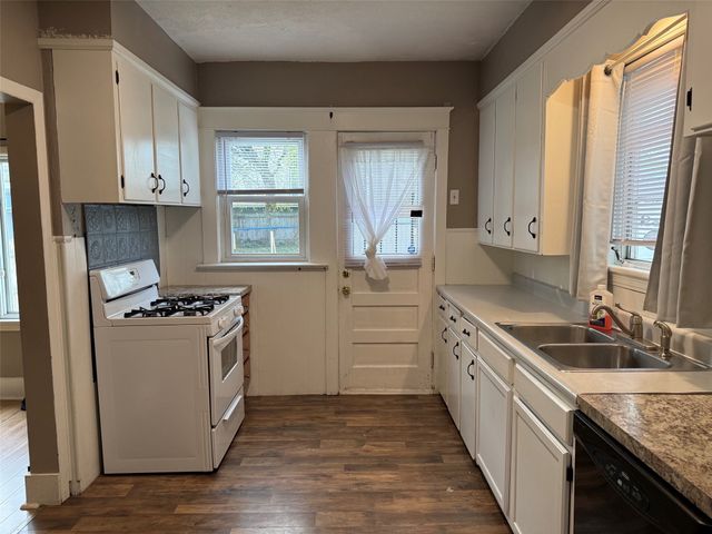 434 STAFFORD Avenue, Erie, PA 16508