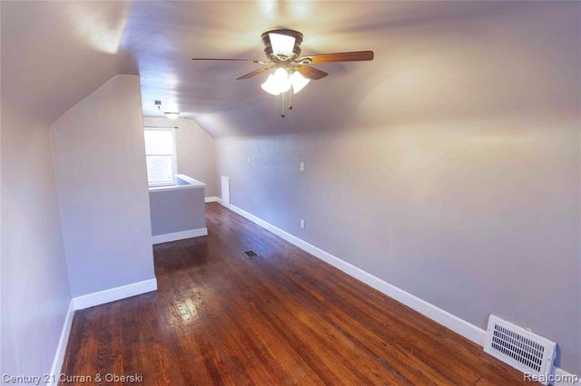 20150 Greenlawn Street, Detroit, MI 48221
