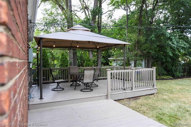 20150 Greenlawn Street, Detroit, MI 48221