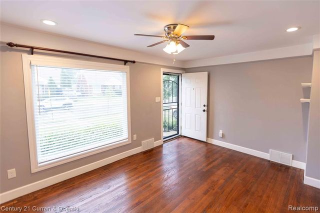 20150 Greenlawn Street, Detroit, MI 48221