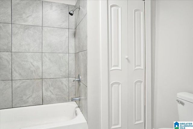 5201 MULGA AVENUE, Mulga, AL 35118