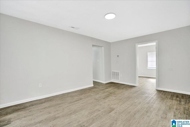 5201 MULGA AVENUE, Mulga, AL 35118