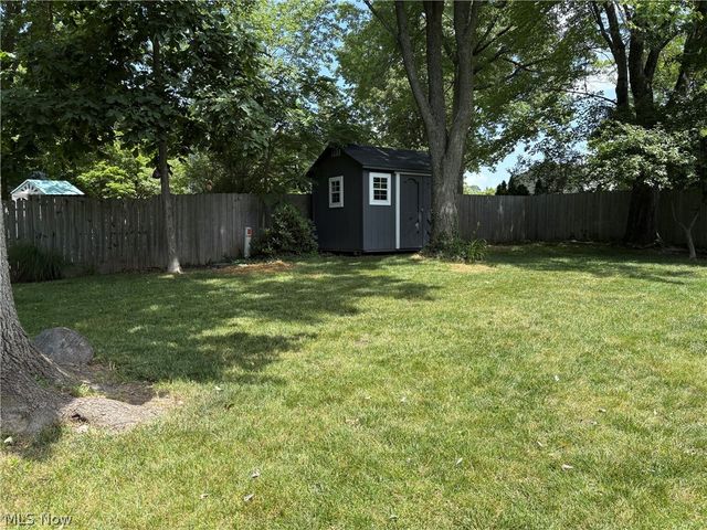 2457 Greenhaven Drive, Fairlawn, OH 44333