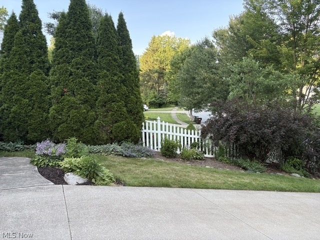 2457 Greenhaven Drive, Fairlawn, OH 44333