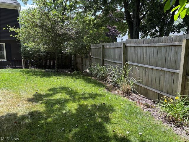 2457 Greenhaven Drive, Fairlawn, OH 44333
