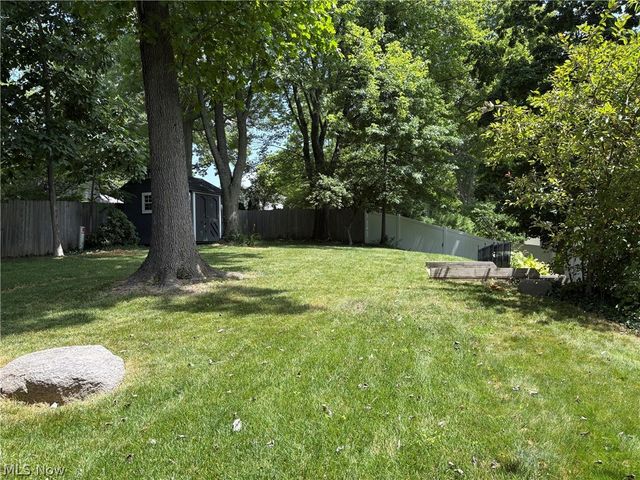 2457 Greenhaven Drive, Fairlawn, OH 44333