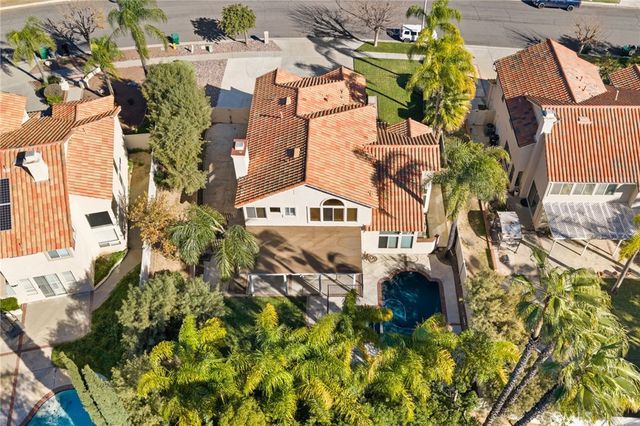 1000 Chantel, Corona, CA 92879