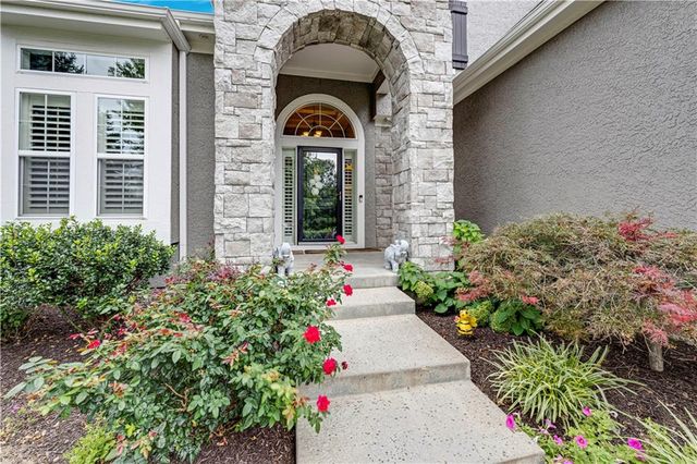 15704 Bond Street, Overland Park, KS 66221