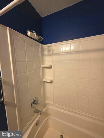 200 9TH ST, West Deptford, NJ 08086