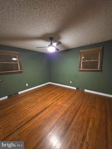 200 9TH ST, West Deptford, NJ 08086