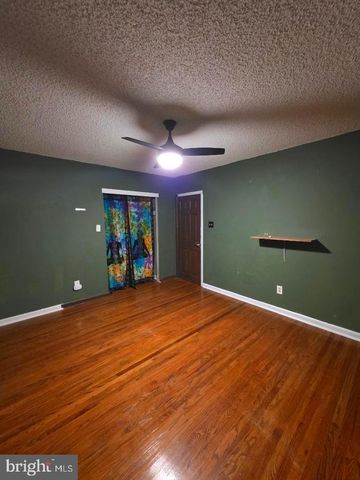 200 9TH ST, West Deptford, NJ 08086