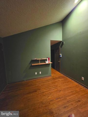 200 9TH ST, West Deptford, NJ 08086