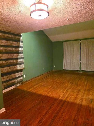 200 9TH ST, West Deptford, NJ 08086