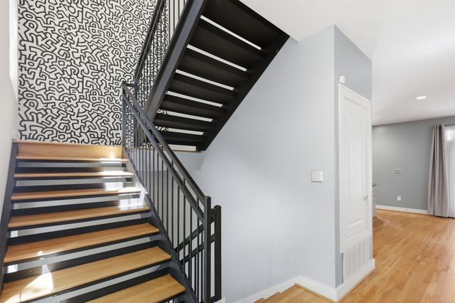 4241 Rawlins Street 13, Dallas, TX 75219