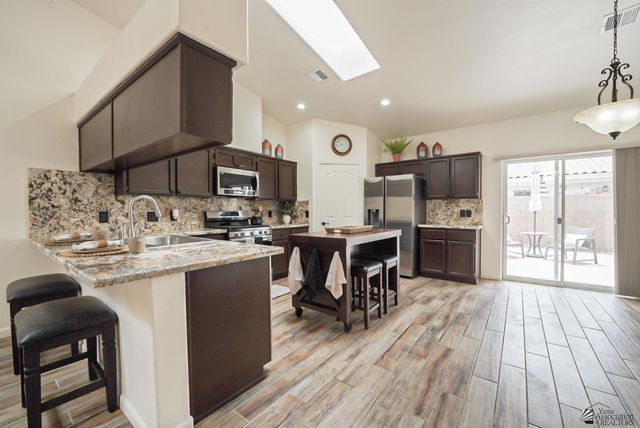 10689 E 34 St, Yuma, AZ 85365