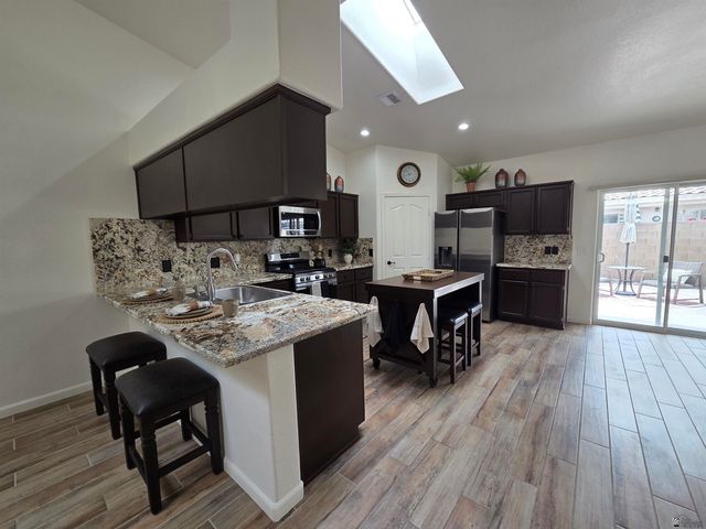 10689 E 34 St, Yuma, AZ 85365
