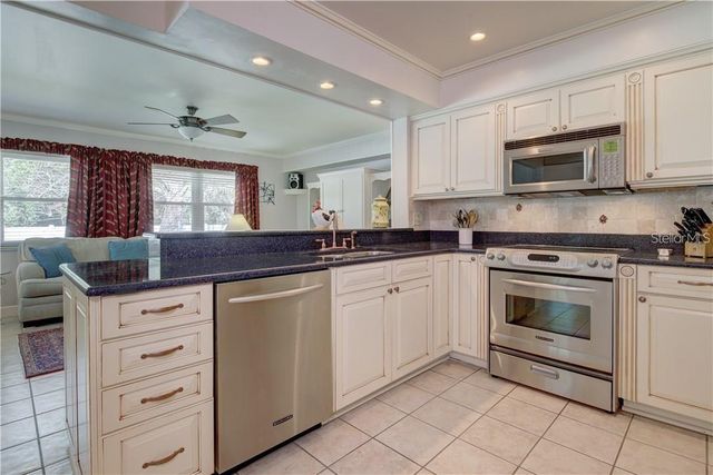 2395 6TH AVENUE SW, Largo, FL 33770