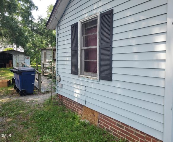 609 N 4th Street, Smithfield, NC 27577