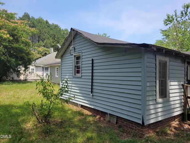 609 N 4th Street, Smithfield, NC 27577