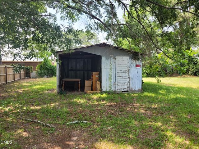 609 N 4th Street, Smithfield, NC 27577