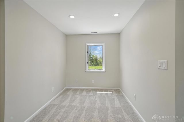 72 E Social Row Road, Dayton, OH 45458