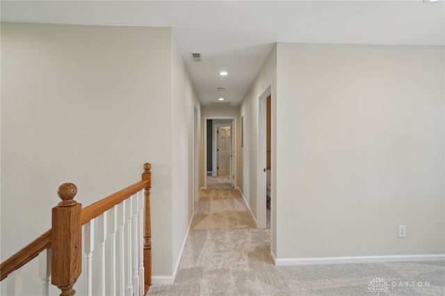 72 E Social Row Road, Dayton, OH 45458