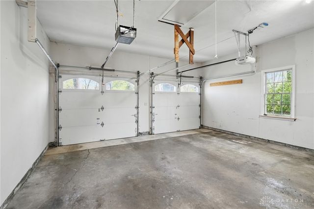 72 E Social Row Road, Dayton, OH 45458
