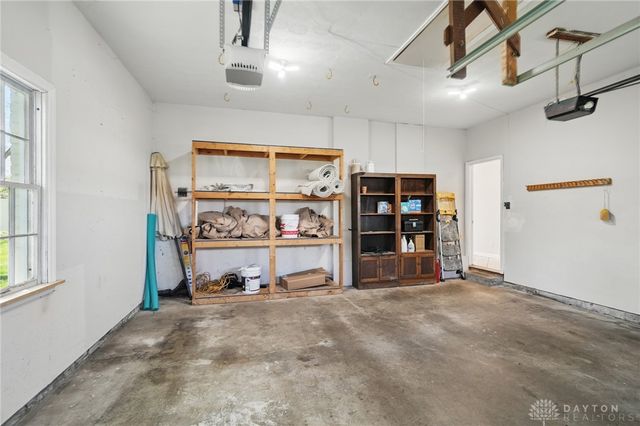 72 E Social Row Road, Dayton, OH 45458