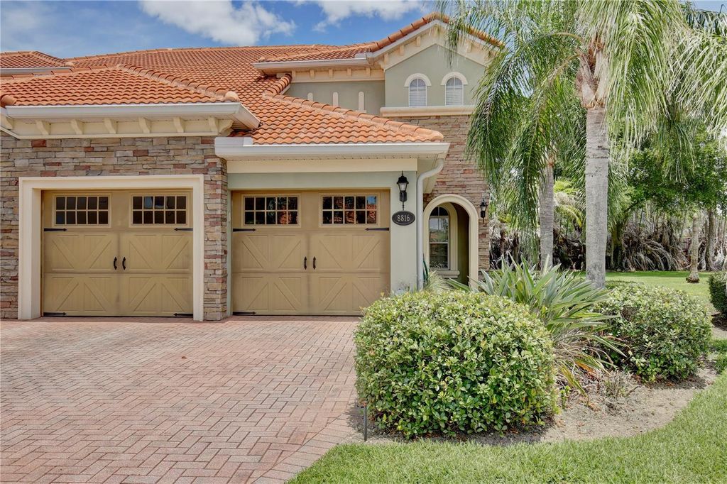 8816 DELLA SCALA CIRCLE, Orlando, FL 32836