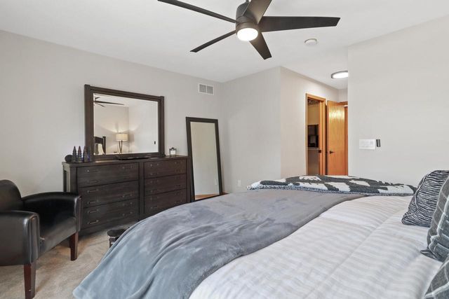 635 Cardinal WAY, Sun Prairie, WI 53590