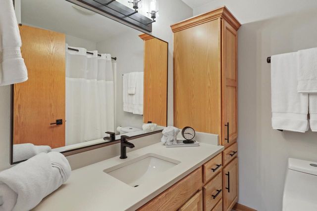 635 Cardinal WAY, Sun Prairie, WI 53590