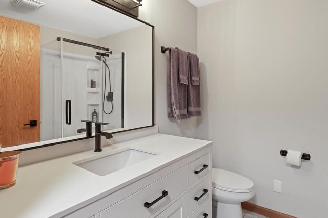 635 Cardinal WAY, Sun Prairie, WI 53590